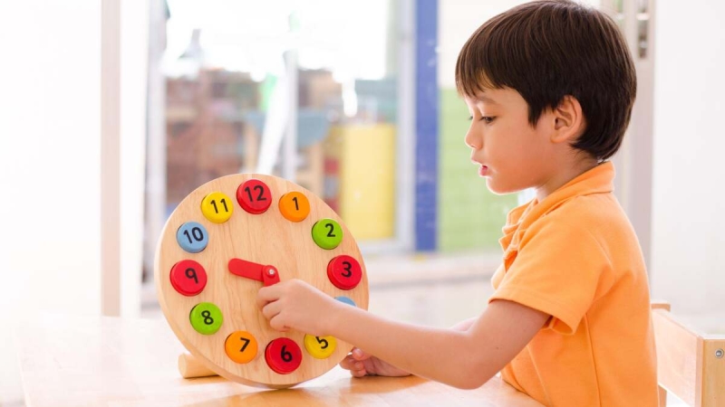 The Very Best Ways to Teach Your Kid to Tell Time