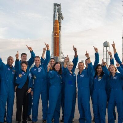 New NASA astronauts commemorate moon objectives, personal spaceport station as they prepare for liftoff (special)