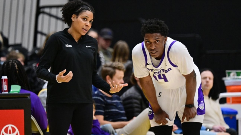 Harding very first lady to be G League’s leading coach
