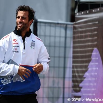 Ricciardo n’a pas fait pression put ‘virer’ de Vries l’an dernier