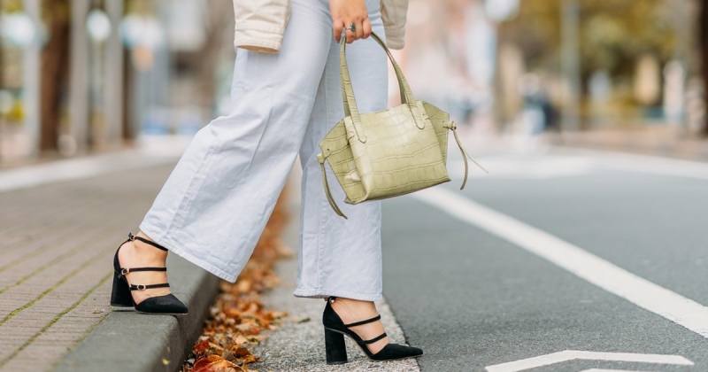 17 Pants That Flatter Larger Thighs (and Are Secretly Super Comfortable)