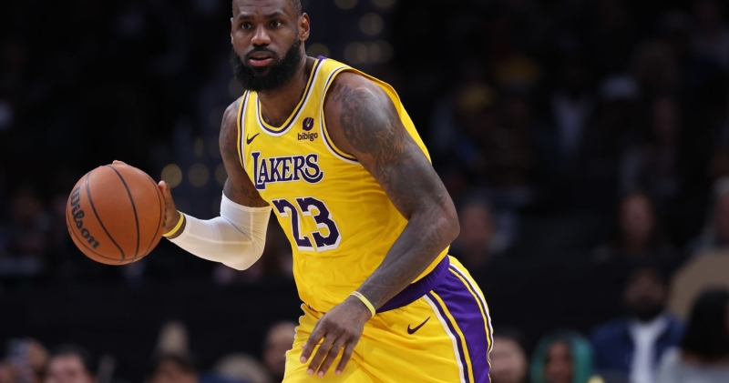 Lakers’ LeBron James: ‘F– k No’ Never Wanted to Join Duke; Eyed UNC, Cincy Before NBA