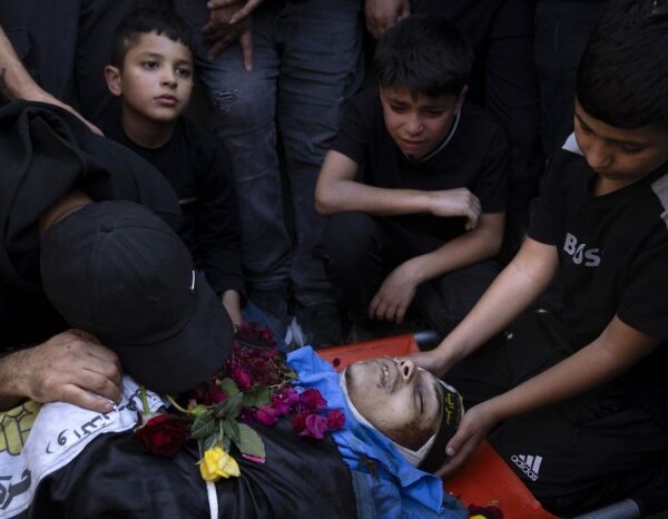Israeli strikes on Rafah eliminate 22 individuals, consisting of 18 kids