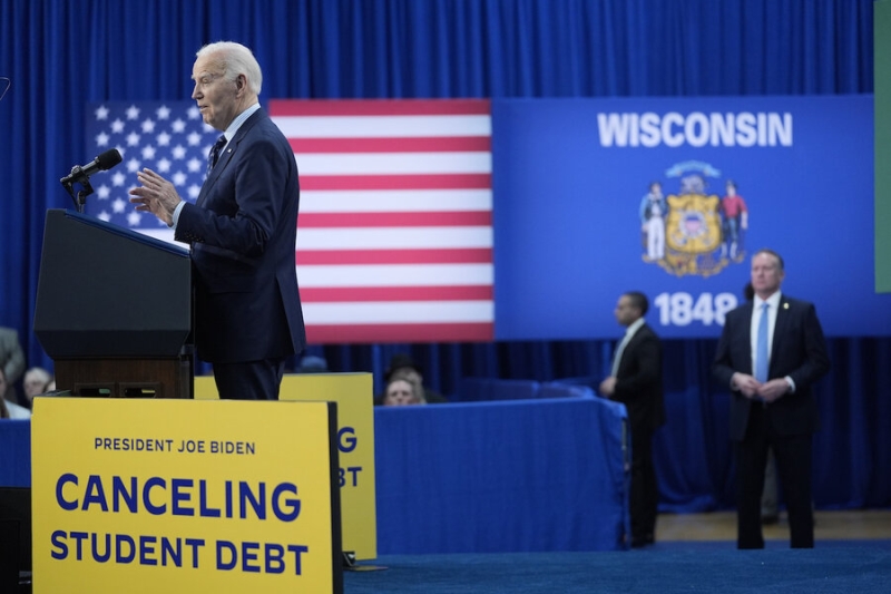 Biden charms Wisconsin citizens with brand-new trainee loan relief strategy